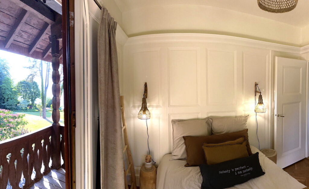 Light Filled Bedroom 4 - Domaine Les Cedres du Leman